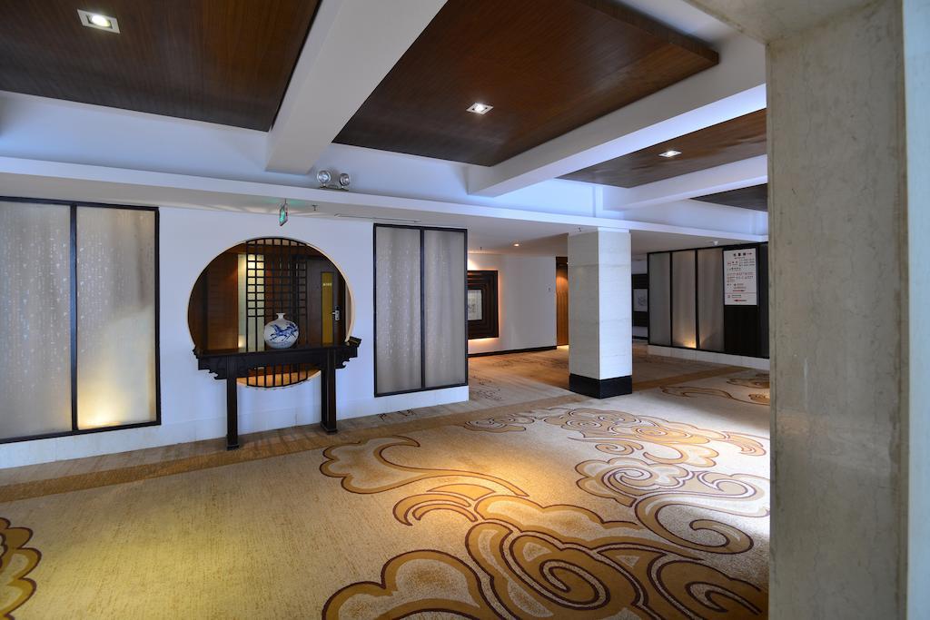 Baodao Exhibition Center Hotel Wuyishan  Exterior photo
